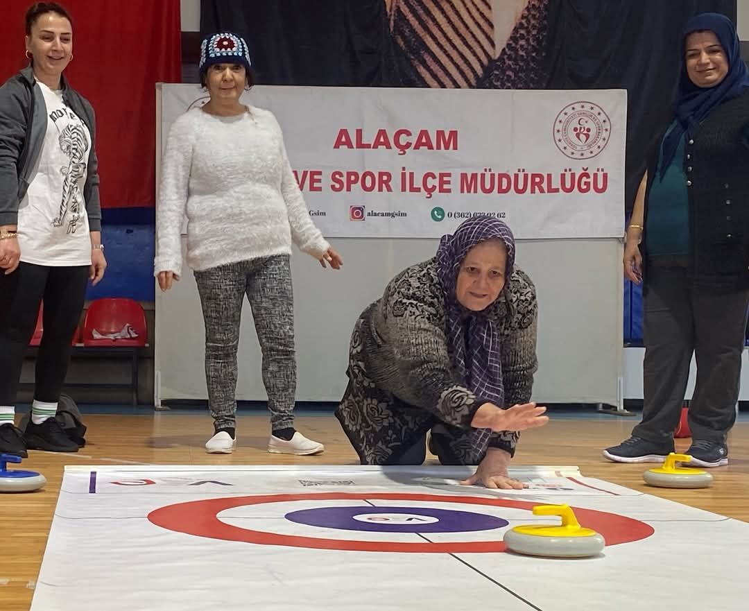 Alaçam’da Kadınlara Floor Curling Tanıtıldı (1)