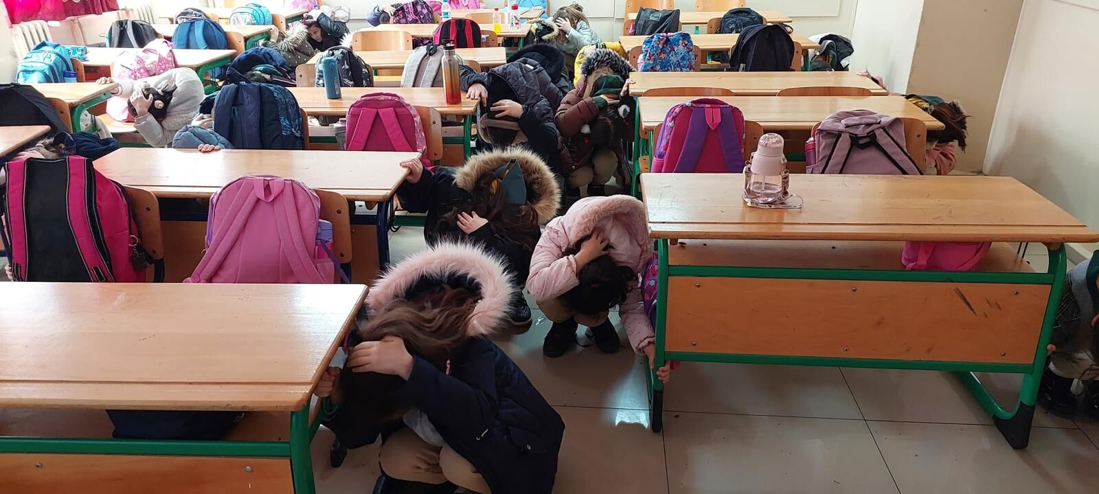 Bafra İsmet İnönü İlkokulu’nda Deprem Tatbikatı Gerçekleştirildi7