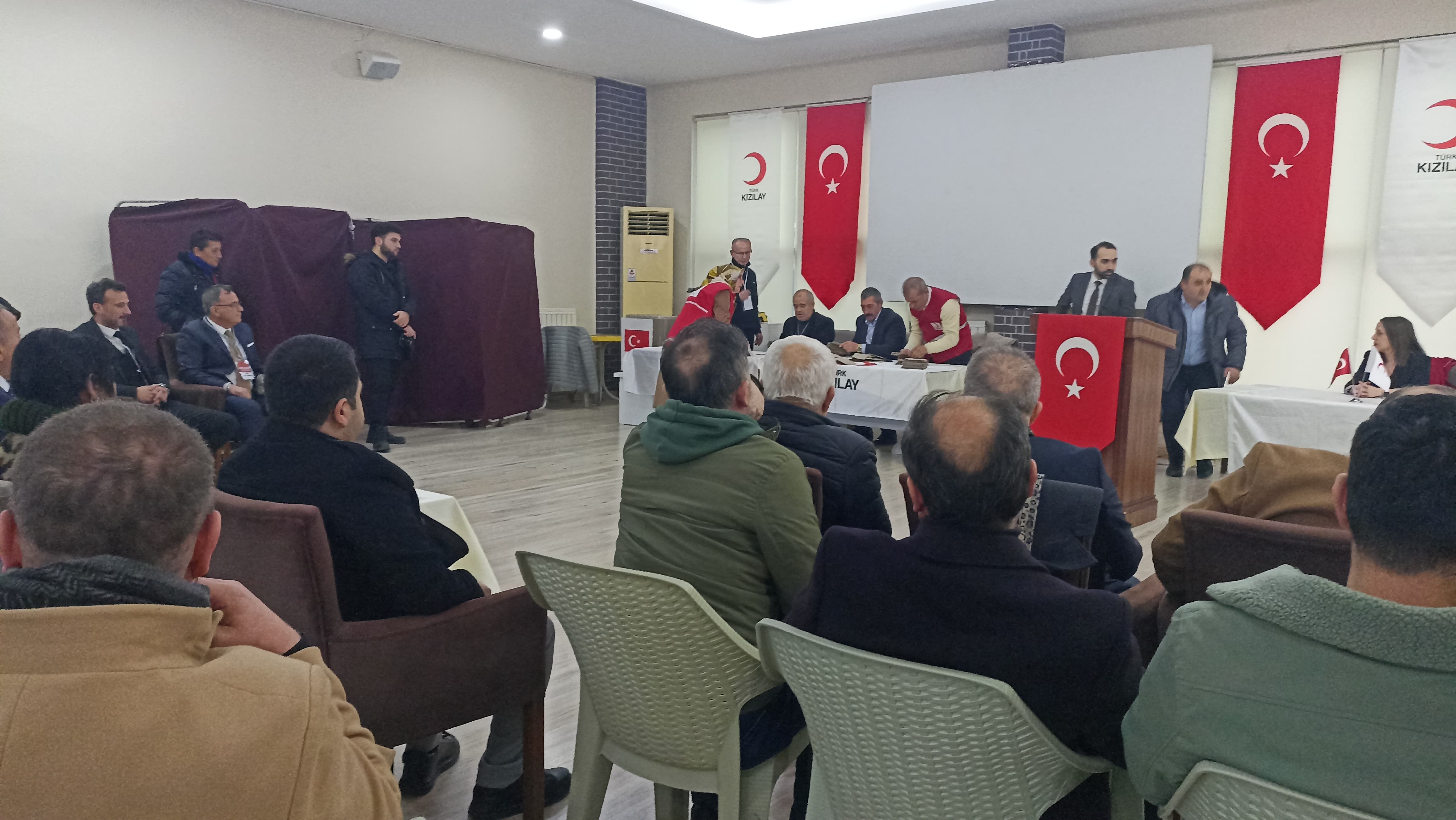 Bafra Kızılay'da Şerafettin Şahin Dönemi Başladı 7