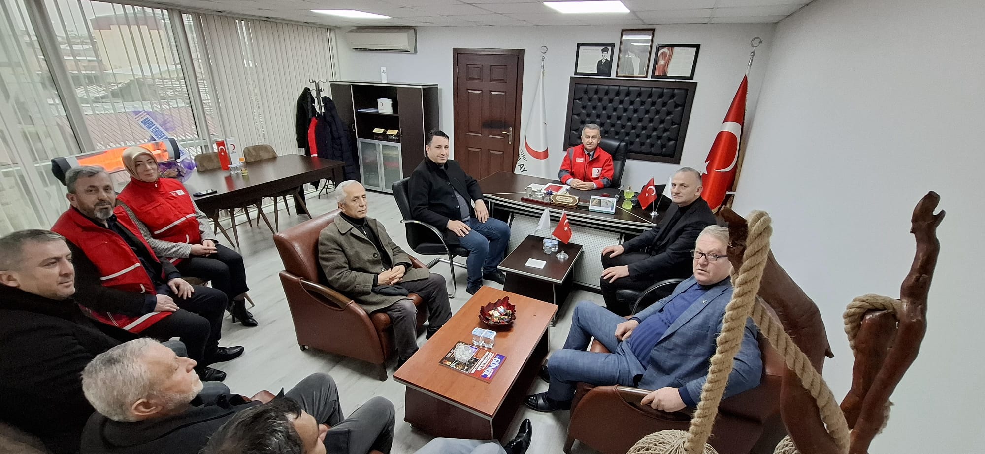Bafra Yeniden Refah Partisi’nden Kızılay Şube Başkanı Şerafettin Şahin’e Ziyaret (1)