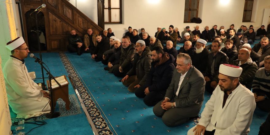 Bafra’da Berat Kandili Manevi Atmosfer İçinde İdrak Edildi (5)