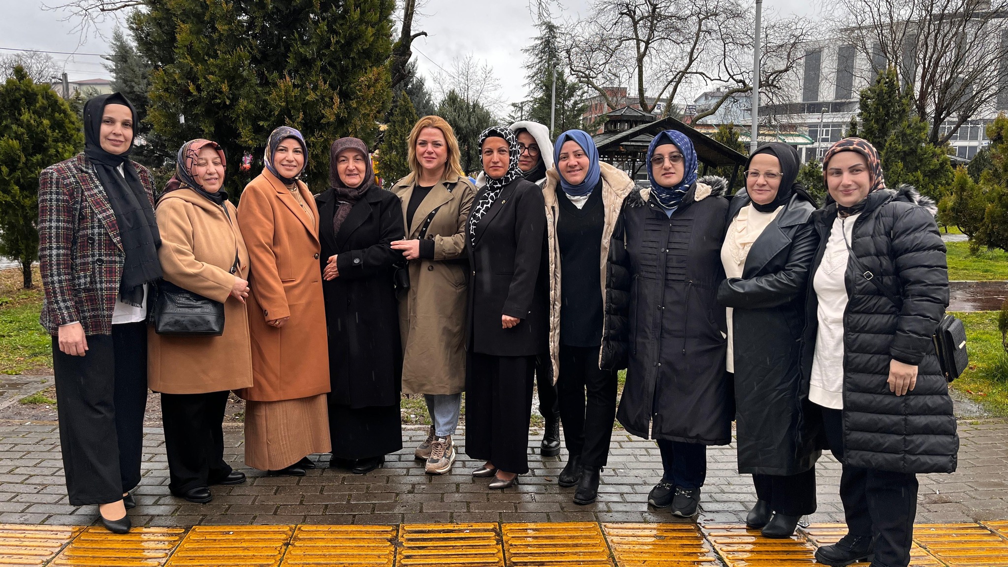 Büyük Birlik Partisi Salıpazarı'nda Kahvaltı Programı Düzenledi (11)
