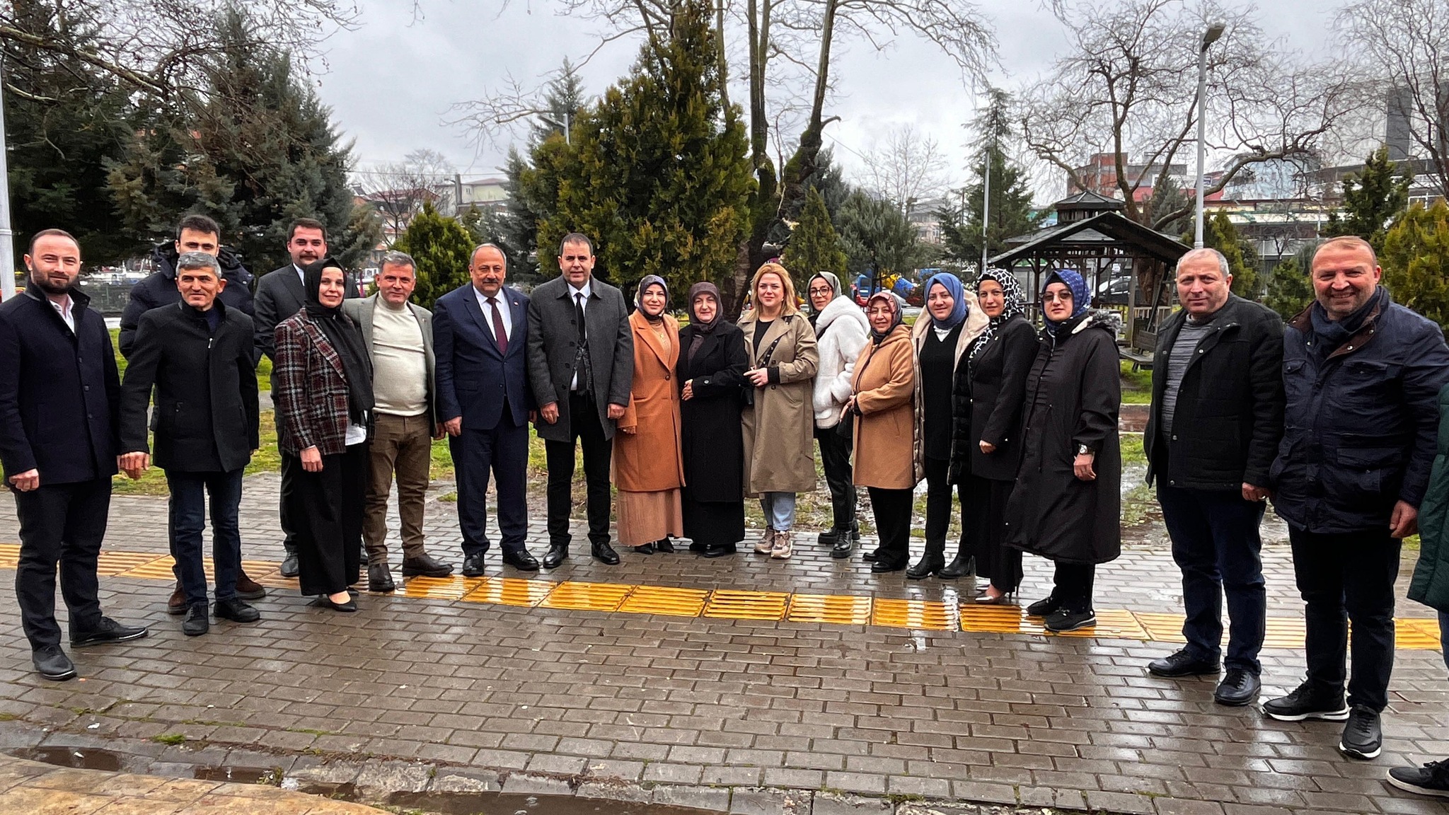 Büyük Birlik Partisi Salıpazarı'nda Kahvaltı Programı Düzenledi (8)