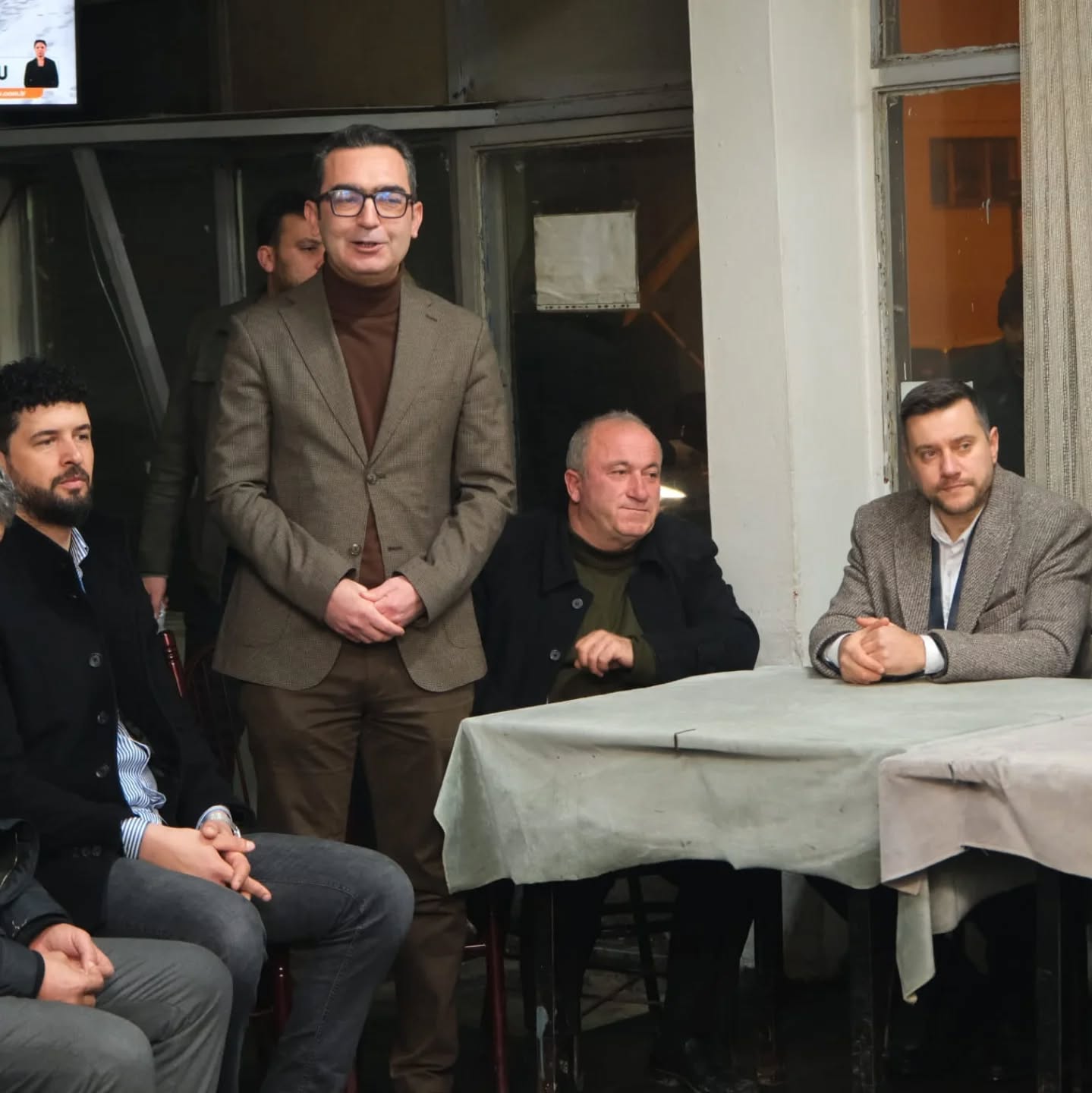 Chp Bafra İlçe Başkanı Serkan Dönüm Ve Meclis Üyeleri Mahalle Ziyaretinde Bulundu (2)