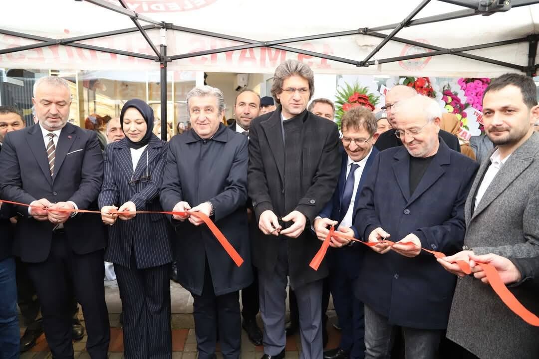 Çiğdem Optik 19 Mayıs’ta Hizmete Açıldı Geniş Katılımla Görkemli Açılış (2)