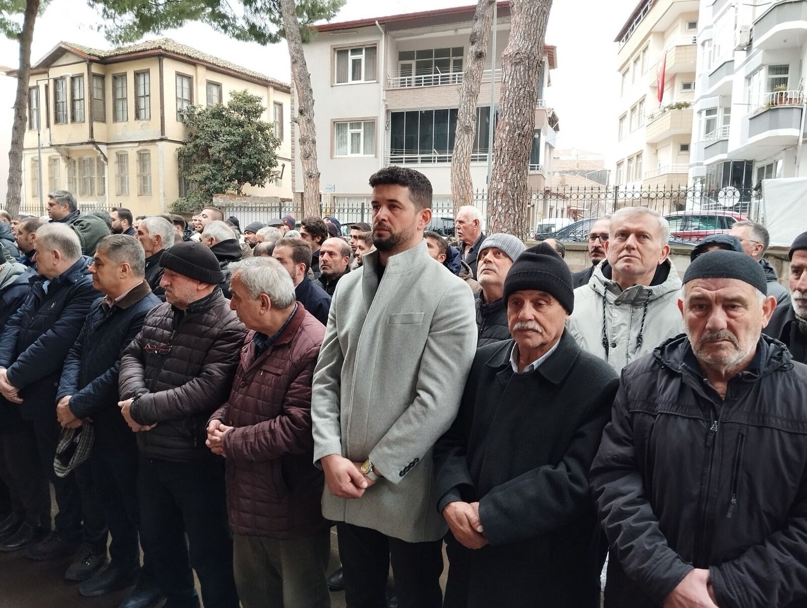 Demircioğlu Ailesinin Acı Günü Fikret Demircioğlu, Son Yolculuğuna Uğurlandı. 6