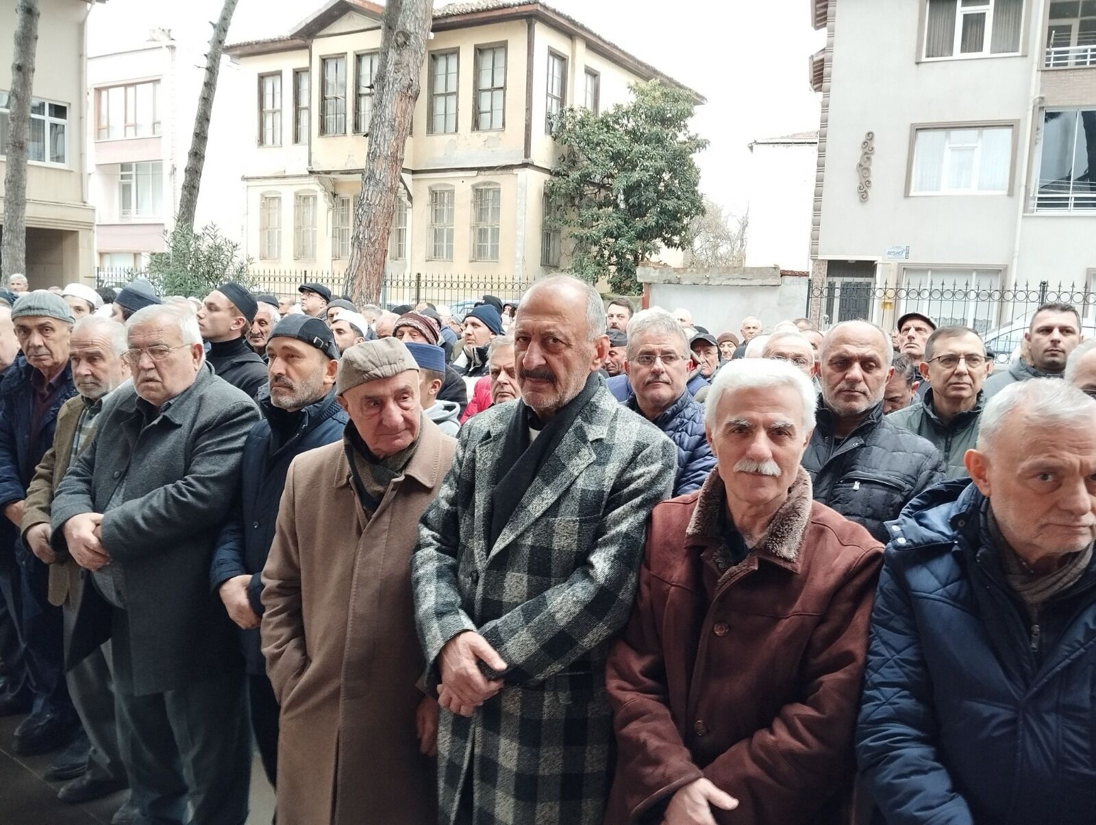 Demircioğlu Ailesinin Acı Günü Fikret Demircioğlu, Son Yolculuğuna Uğurlandı. 7