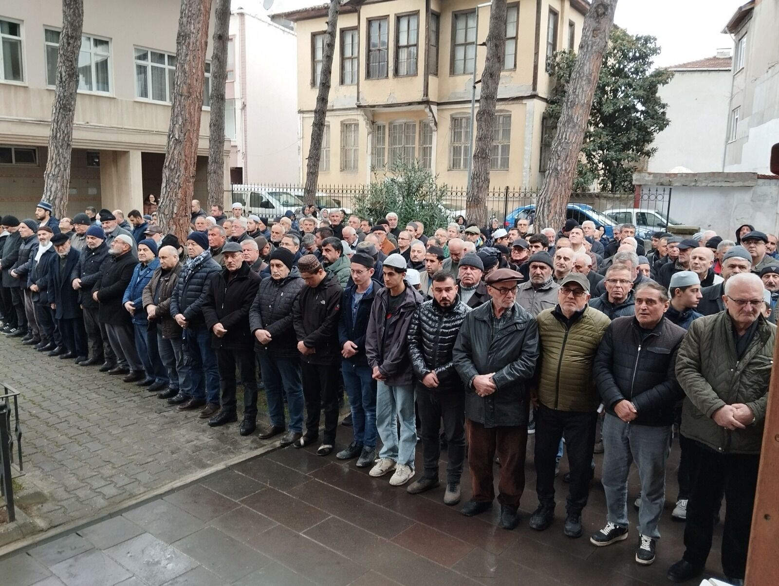 Demircioğlu Ailesinin Acı Günü Fikret Demircioğlu, Son Yolculuğuna Uğurlandı. 9