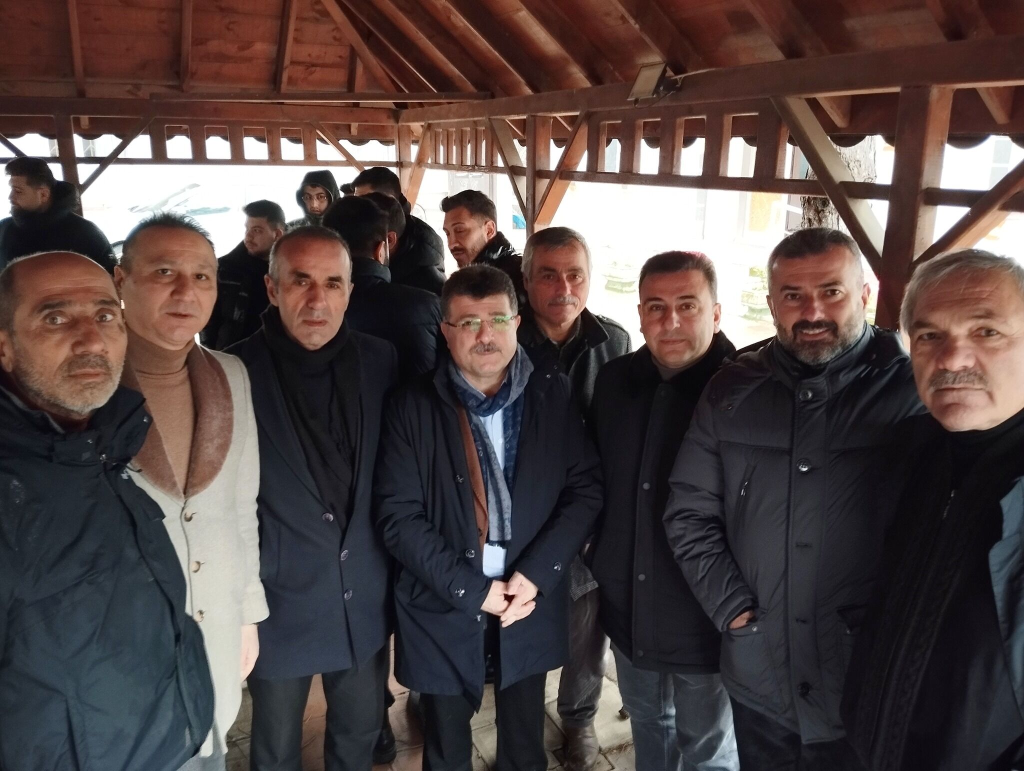Dursun Ali Bilgen’in Kayınvalidesi Medine Akay Son Yolculuğuna Uğurlandı (2)