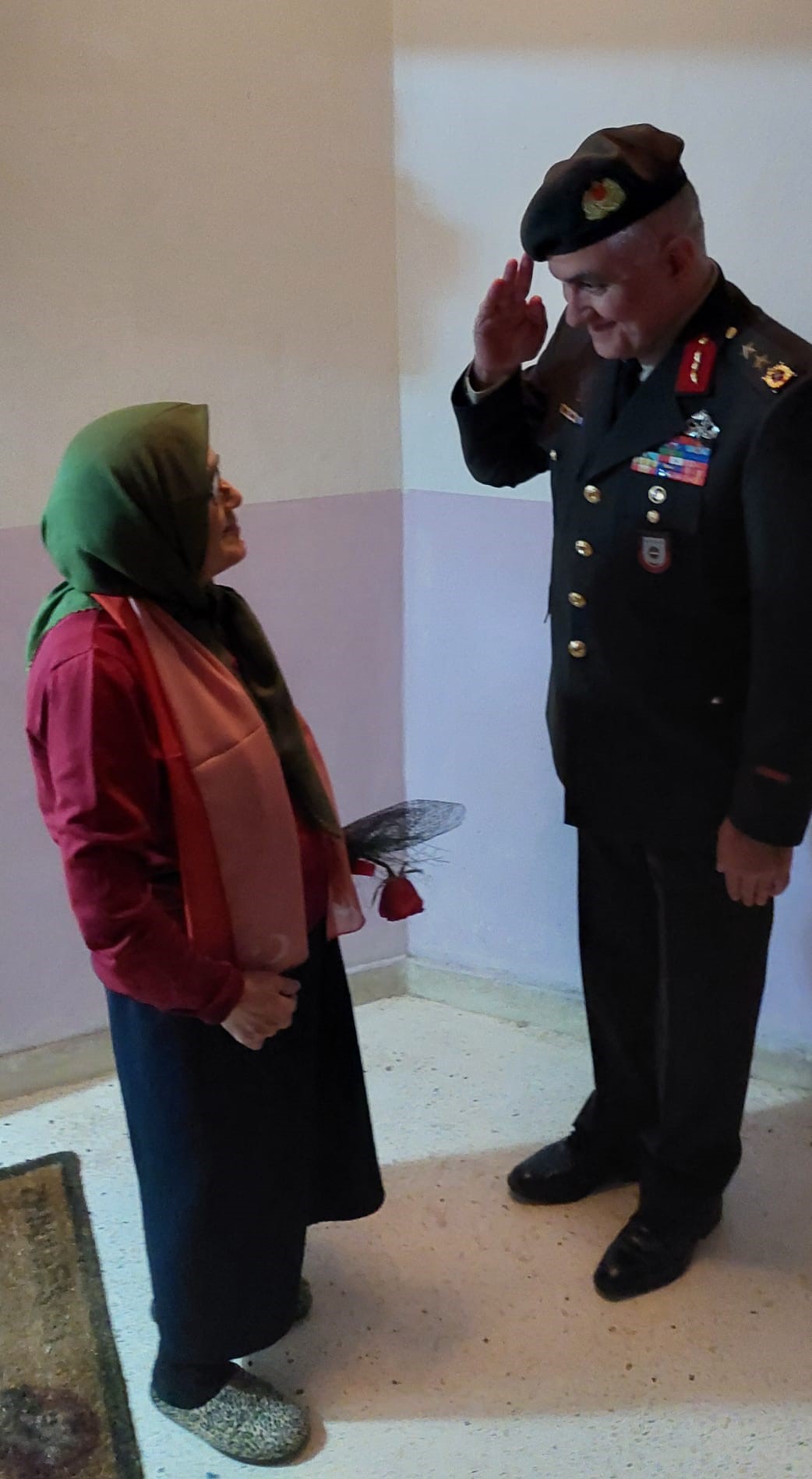 Gazi Tümgeneral Davut Alâ’dan Şehit Annesine Vefalı Jest 3