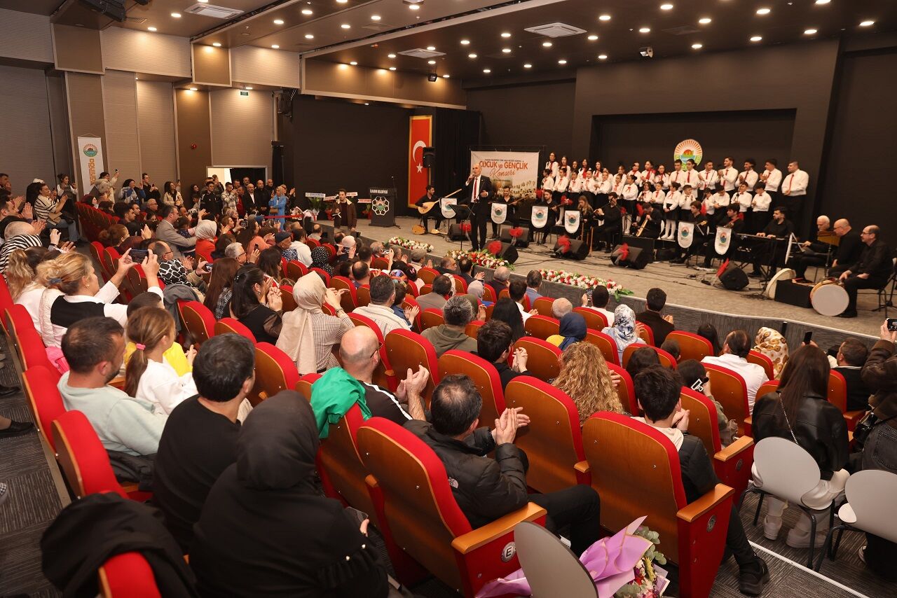 İlkadım Belediyesi Çocuk Ve Gençlik Korosu’ndan Thm Konseri 4
