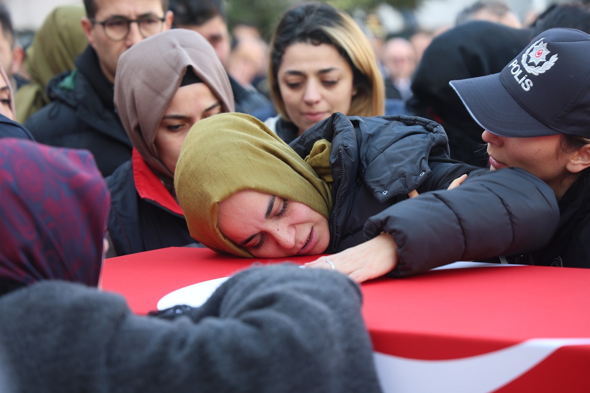 Kazada Şehit Olan Polis Memuru Memleketine Uğurlandı (2)