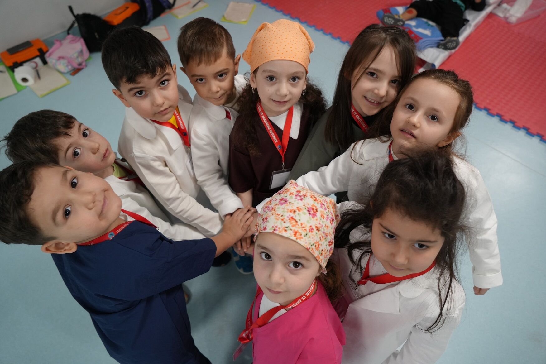 Miniklerden Anlamlı Tatbikat2