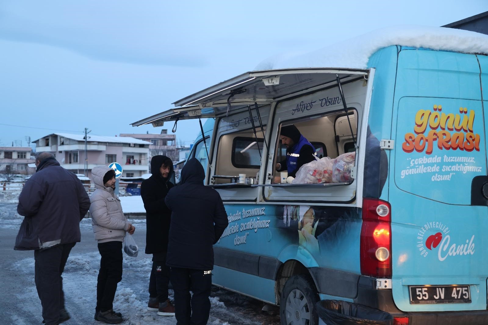 Samsun Canik'te Karla Mücadele Ve Sıcak İkram 4