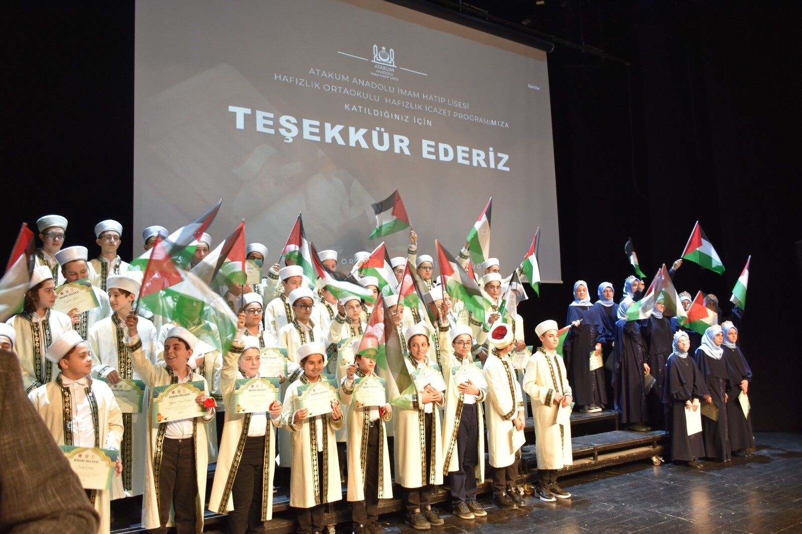Samsun'da 55 Ortaokul Öğrencisi Hafızlık Eğitimini Tamamladı 4