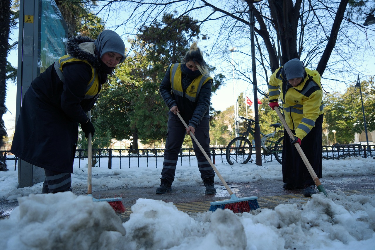 Samsun'da Buzlu Yolları Emekçi Kadınlar Açıyor 2