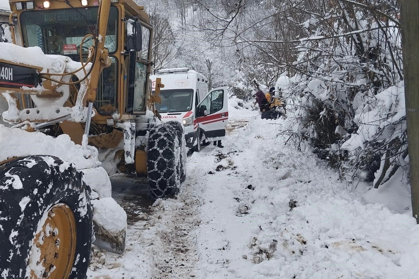 Samsun'da Kar Engeline Büyükşehir Desteği 6