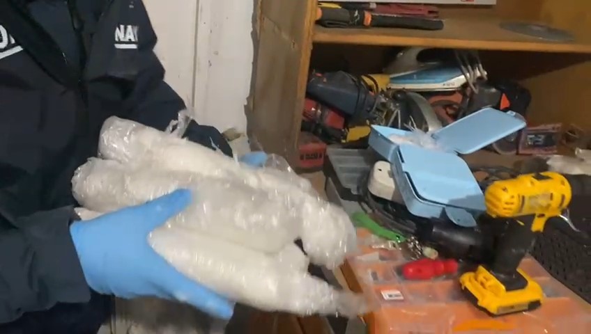 Samsun’da Marangoz Dükkanında Ecza Madde Çıktı 2