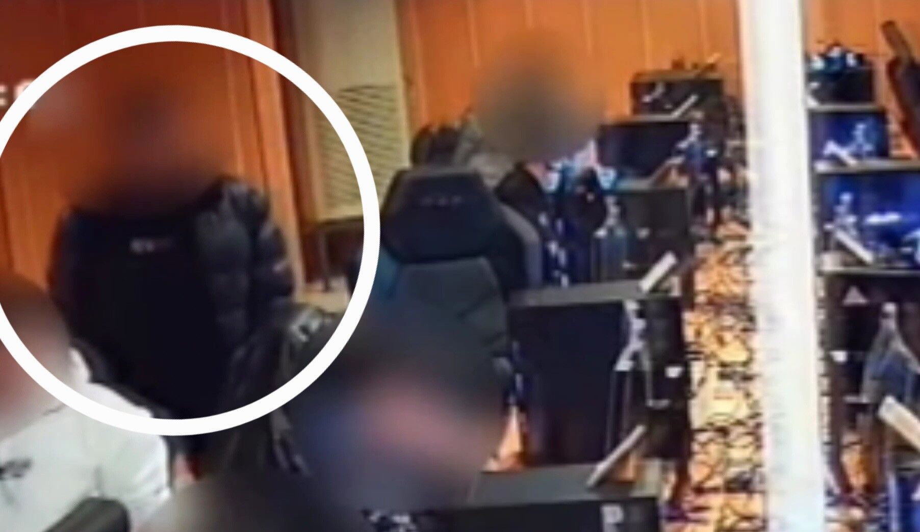 12 Suç Kaydı Bulunan Şahıs Para Çalarken Önce Kameraya, Sonra Polise Yakalandı1