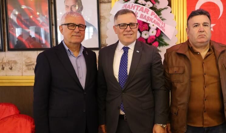 Anahtar Parti Bafra İlçe Başkanlığına Osman Engiz Seçildi (13)