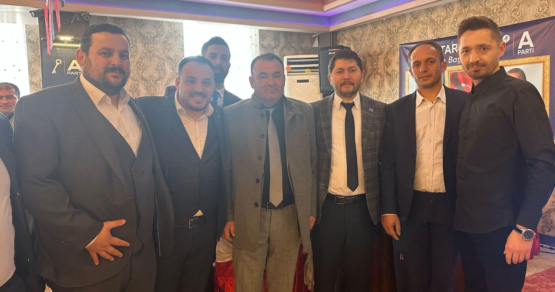Anahtar Parti Bafra İlçe Başkanlığına Osman Engiz Seçildi (15)