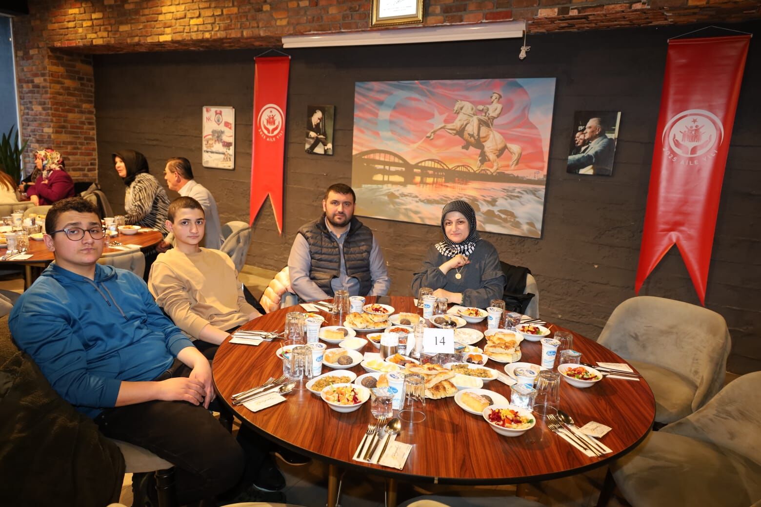 Bafra Kaymakamlığından Şehit Aileleri Ve Gazilere İftar Yemeği 4