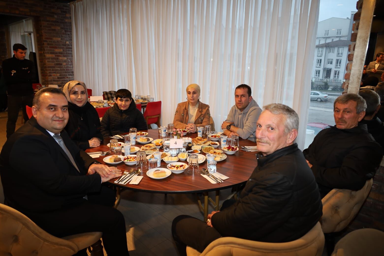 Bafra Kaymakamlığından Şehit Aileleri Ve Gazilere İftar Yemeği 8