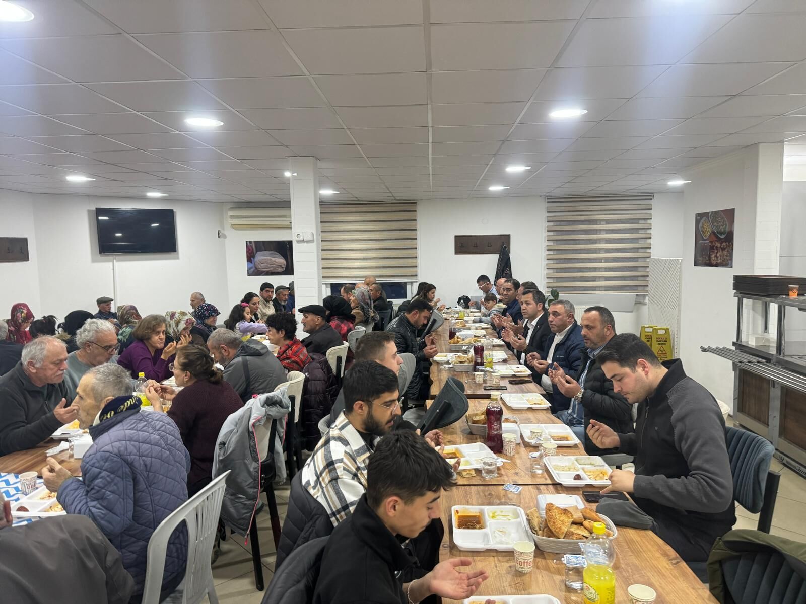 Bafra Tso, Alaçam Belediyesi İftarında Vatandaşlarla Buluştu2