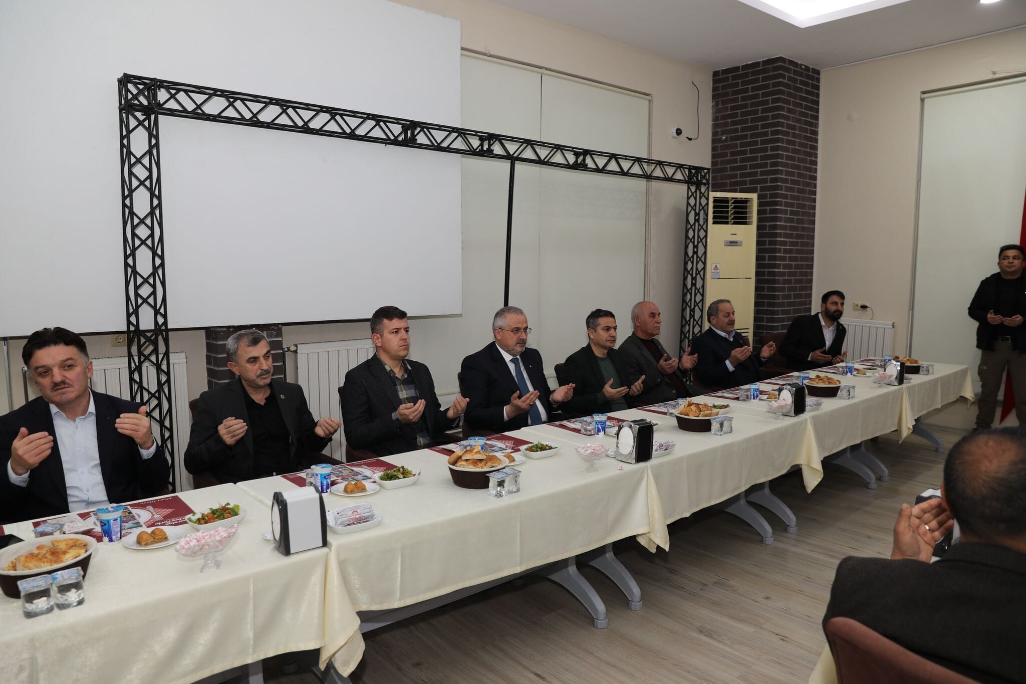 Bafra Ziraat Odası, Üreticiler Ve Muhtarlarla İftarda Buluştu (4)