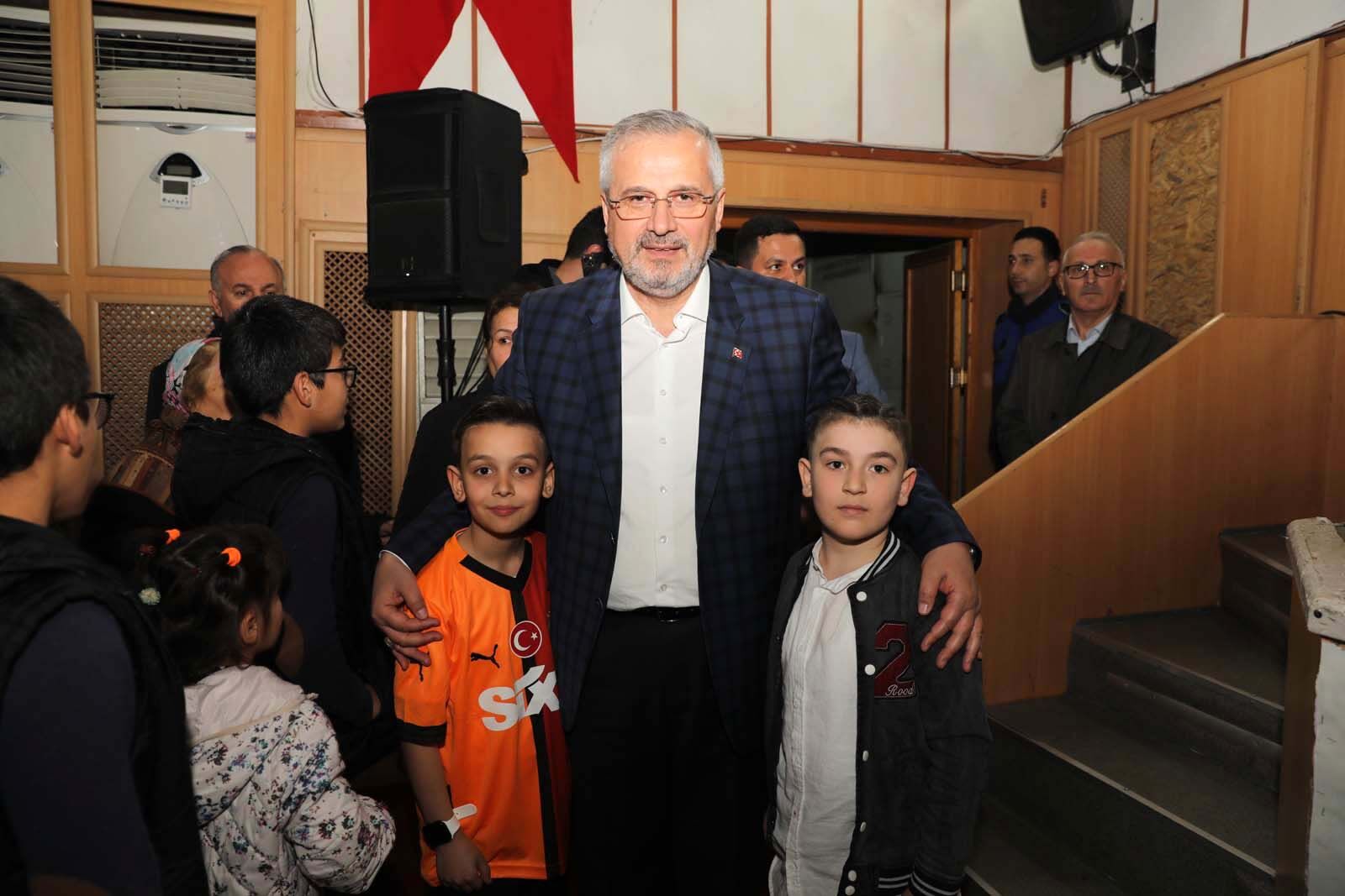 Bafra’da Sele Sepet Top Kandi̇l Şenli̇kleri̇ Görsel Şölene Dönüştü (11)