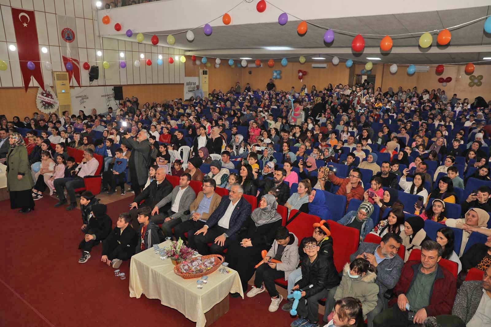 Bafra’da Sele Sepet Top Kandi̇l Şenli̇kleri̇ Görsel Şölene Dönüştü (4)