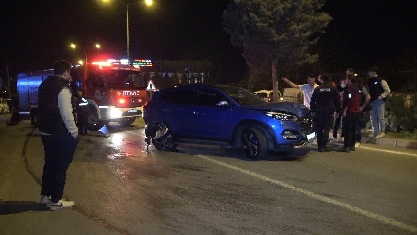 Bafra'da Zincirleme Kaza 4 Yaralı (1)