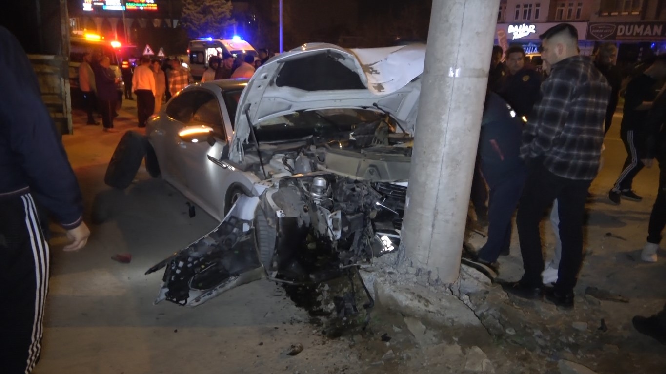 Bafra'da Zincirleme Kaza 4 Yaralı (3)