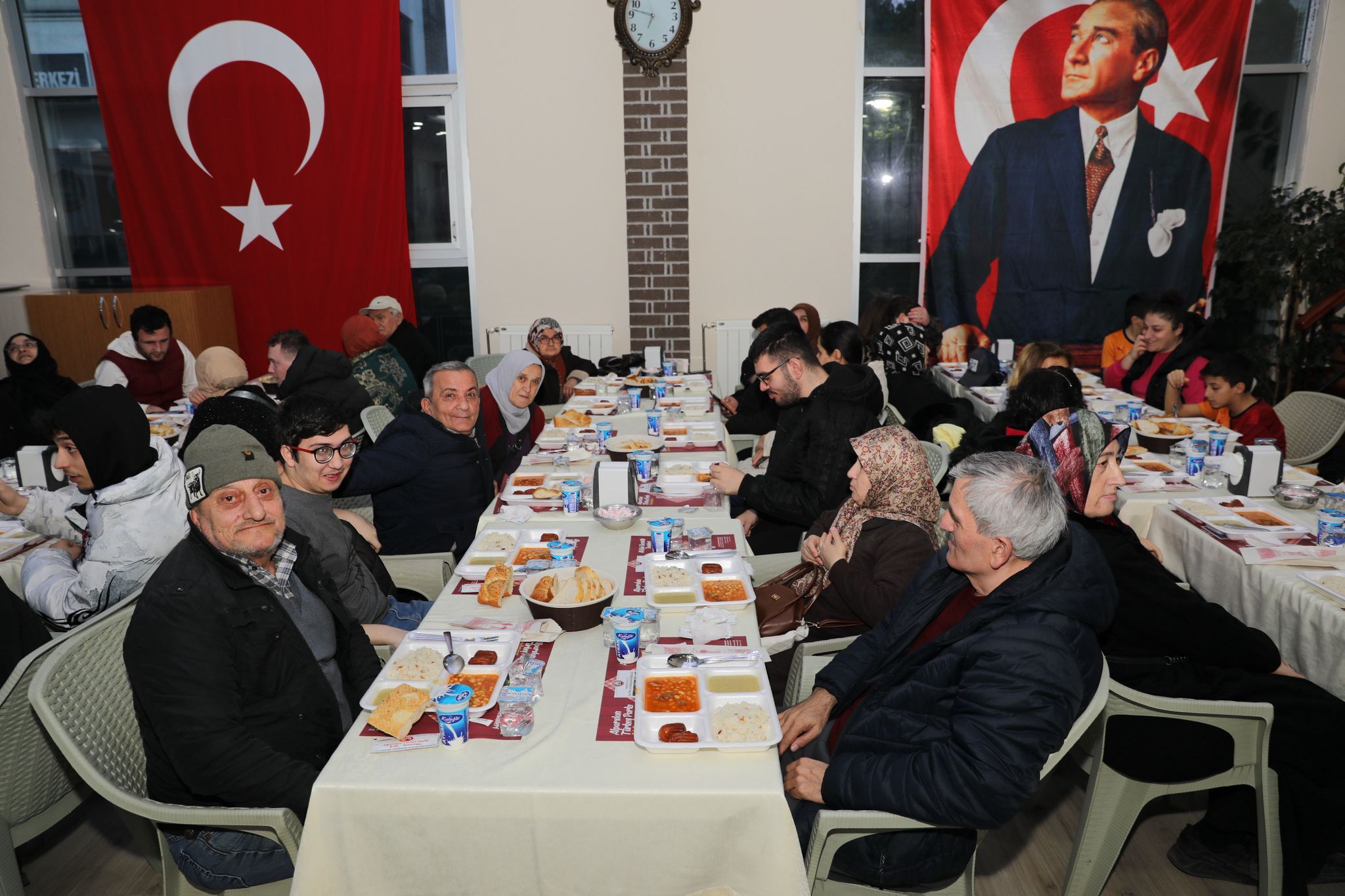 Başkan Kılıç’tan Engelleri Aşan İftar Buluşması (5)