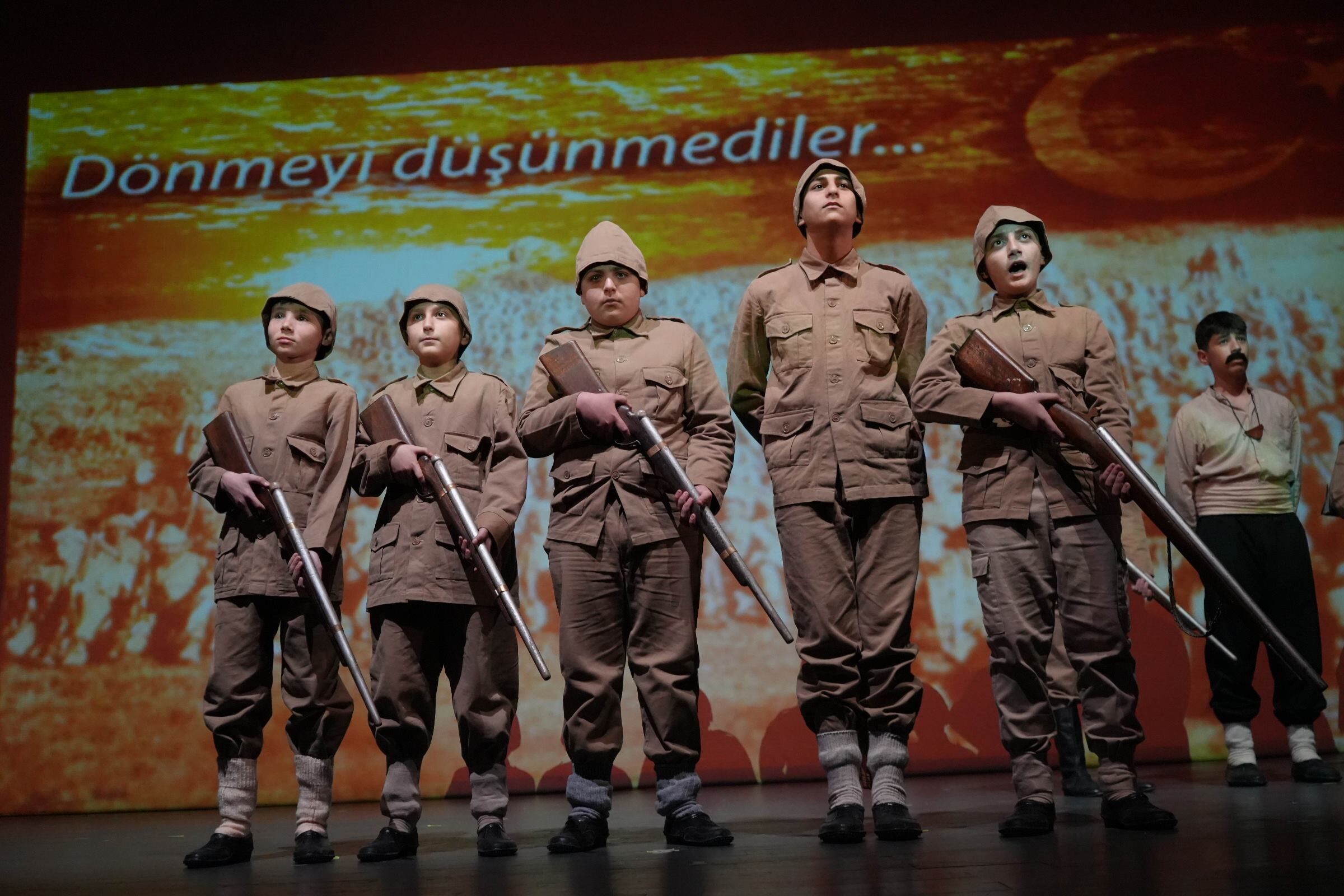 Çanakkale Zaferi'ne Gurur Ve Hüzünlü Anma (2)