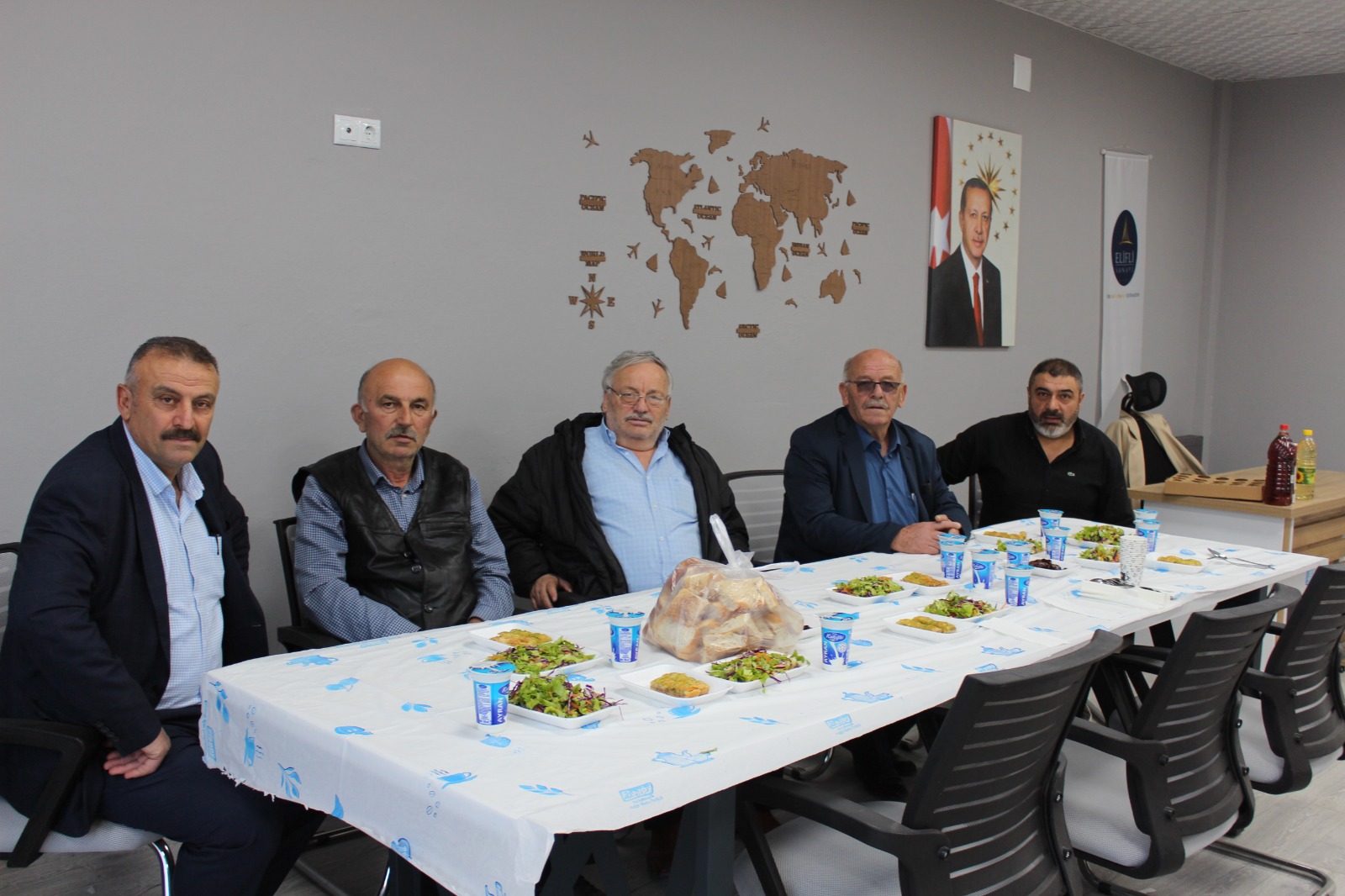 Elifli Mahallesi Sakinleri İftar Yemeğinde Buluştu (5)