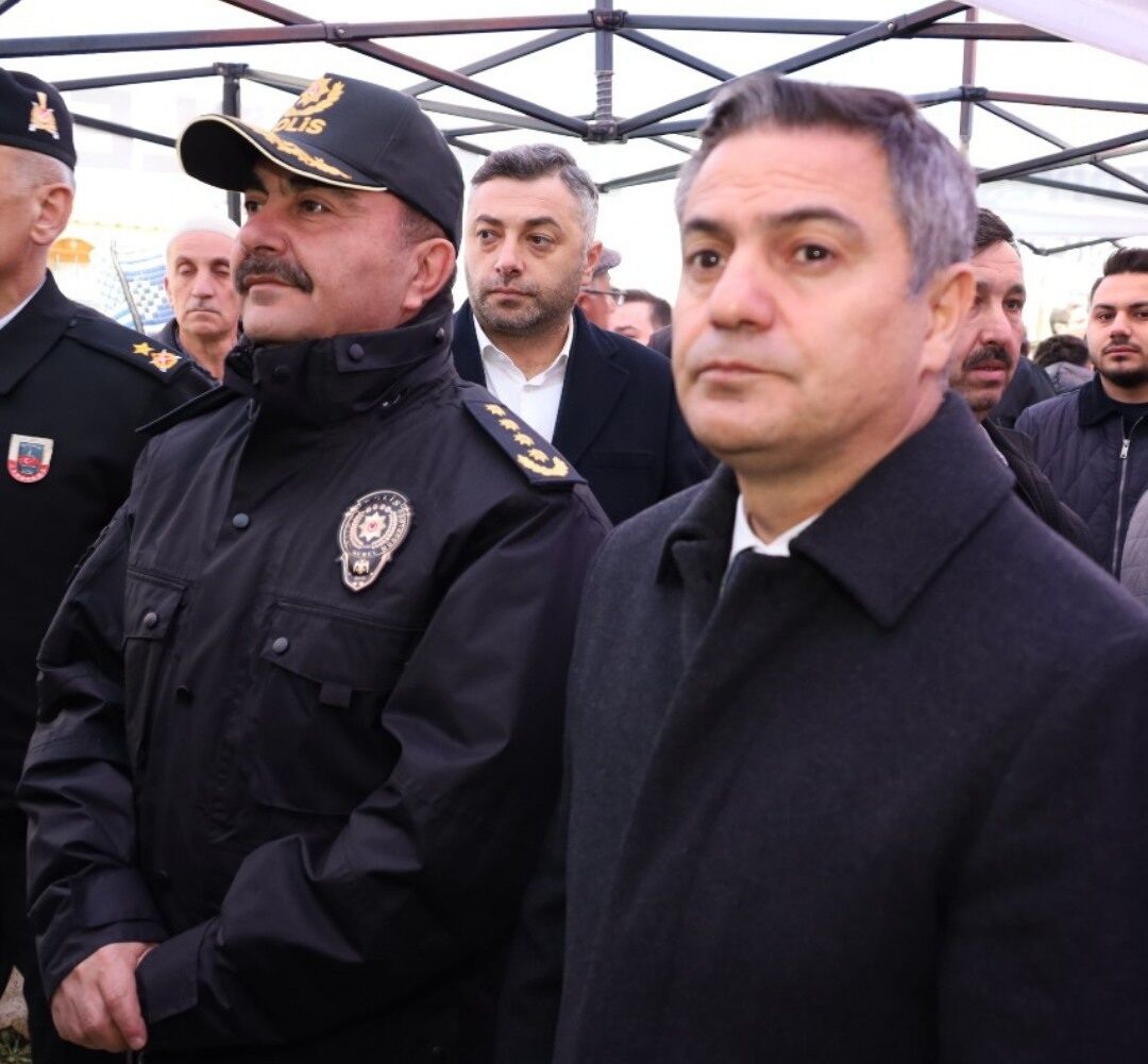 Fatma Şahin Dualarla Son Yolculuğuna Uğurlandı  (6)