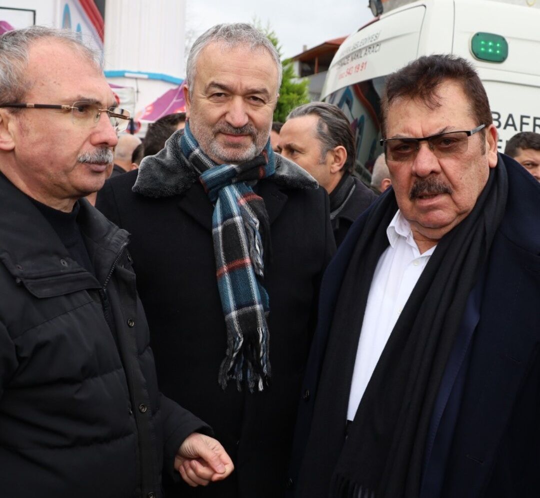 Fatma Şahin Dualarla Son Yolculuğuna Uğurlandı  (8)