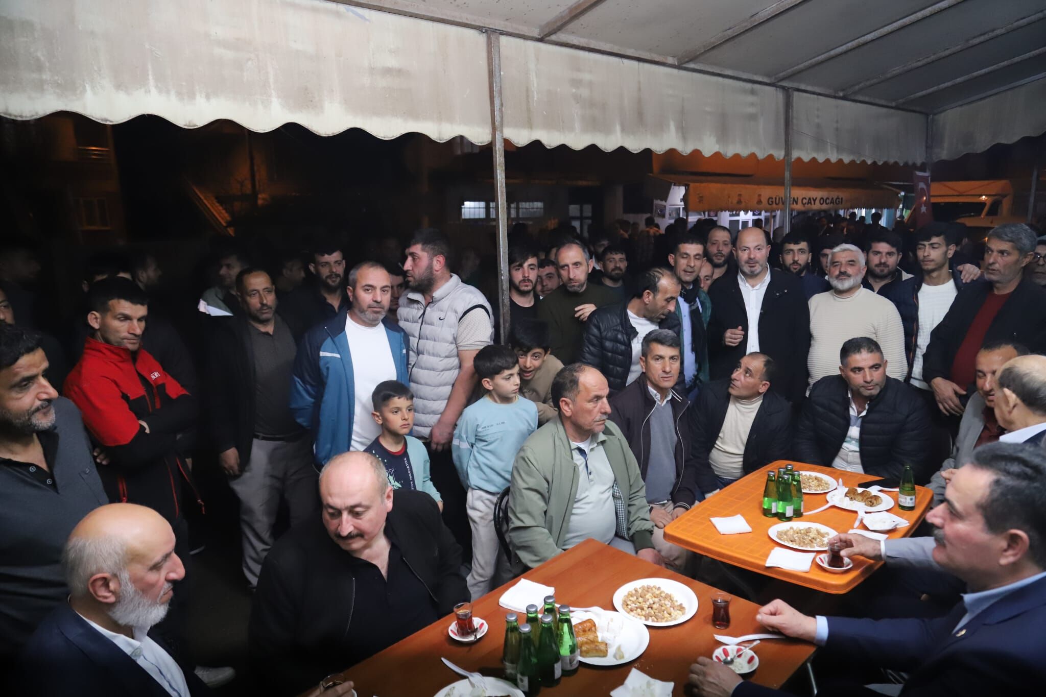 Haluk İpek Erdal Doğan'ın Iftar Programına Katıldı (6)