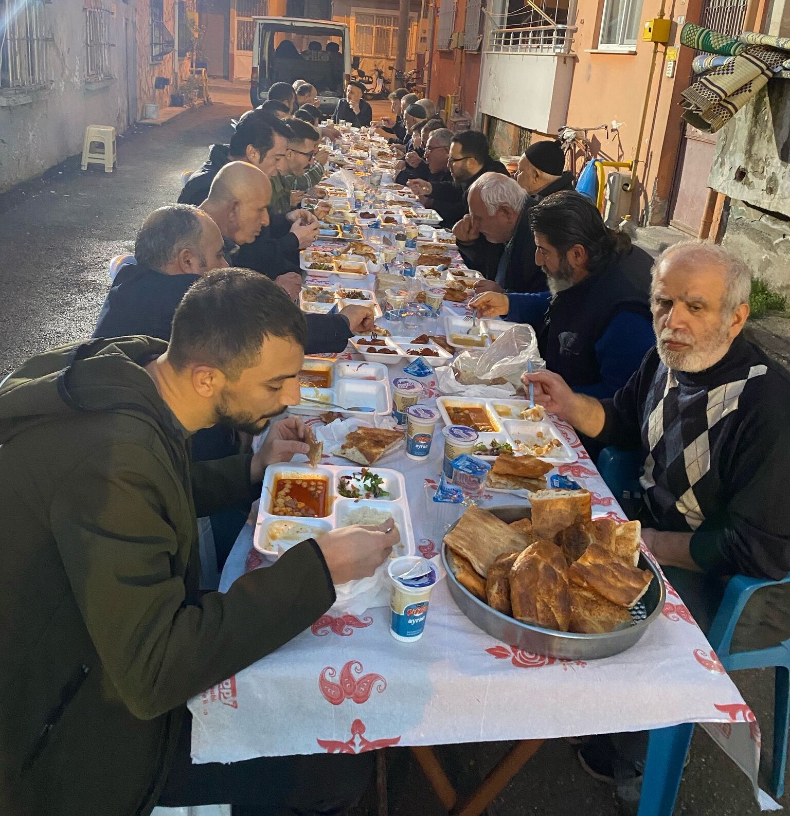 Kavakpınar Mahallesi Sakinlerinden Birlik Ve Beraberlik İftarı (11)