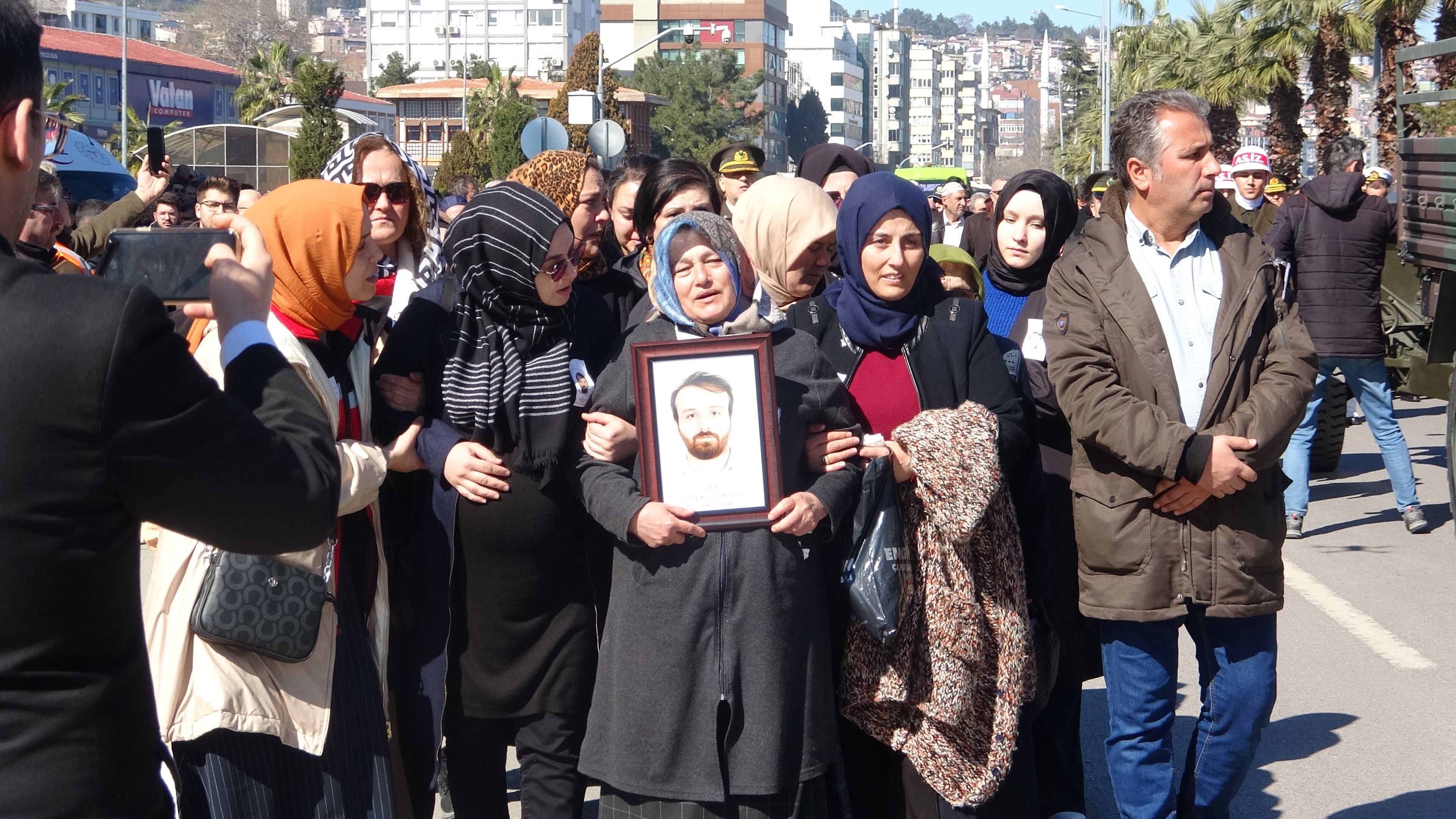 Pençe Kilit Şehidi Samsun’da Son Yolculuğuna Uğurlandı (1)
