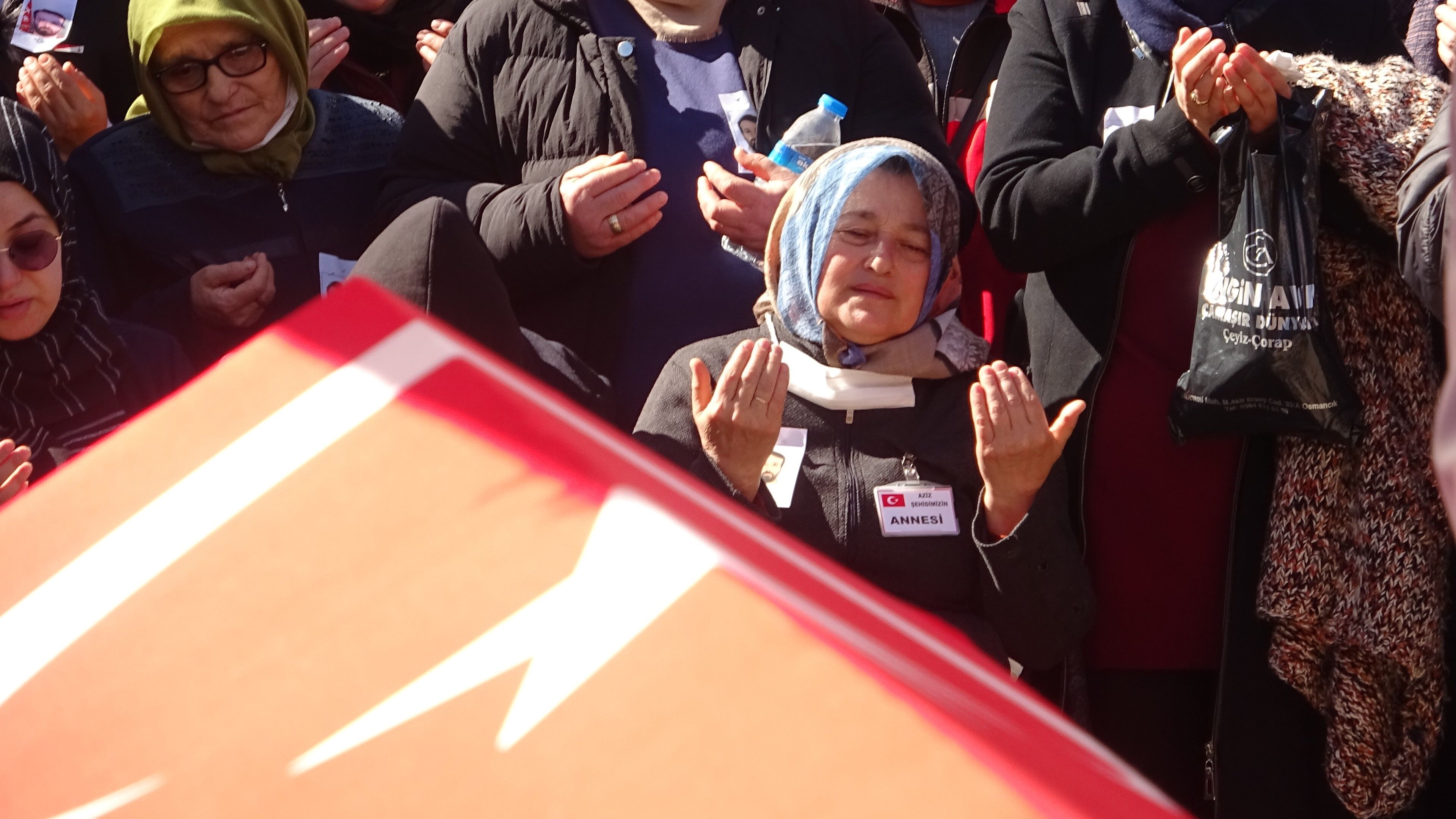 Pençe Kilit Şehidi Samsun’da Son Yolculuğuna Uğurlandı (2)