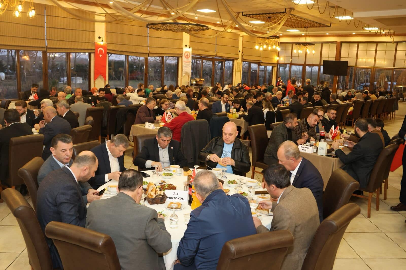 Sadef’ten Birlik Ve Dayanışma Buluşması Saray Samsunlar Derneği İftar Programı Gerçekleşti (12)