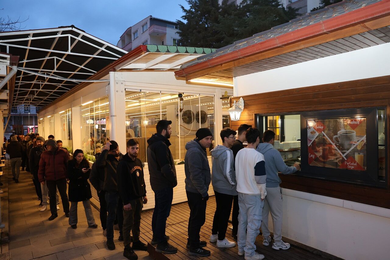 Samsun Atakum’da Kurulan İlk İftar Sofrasına Yoğun İlgi 4
