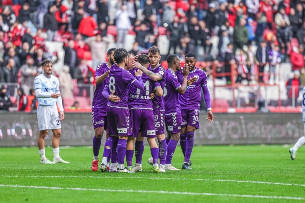 Samsunspor’dan Müthiş Zafer Adana Demirspor’u 3 2 Yendi (4)
