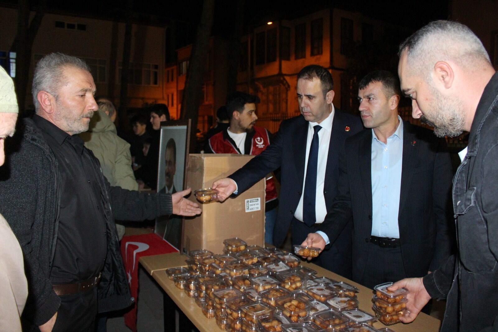 Şehit Lider Muhsin Yazıcıoğlu, Vefatının 16. Yılında Bafra'da Dualarla Anıldı (17)
