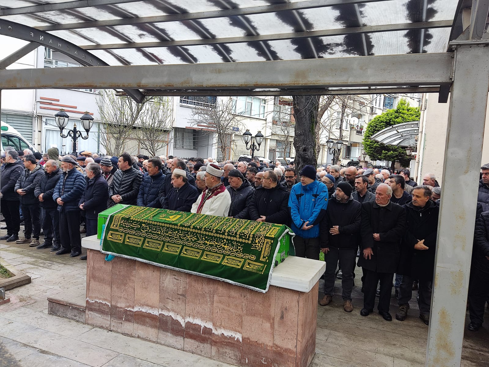 Yaşar Önbaş Son Yolculuğuna Uğurlandı (3)