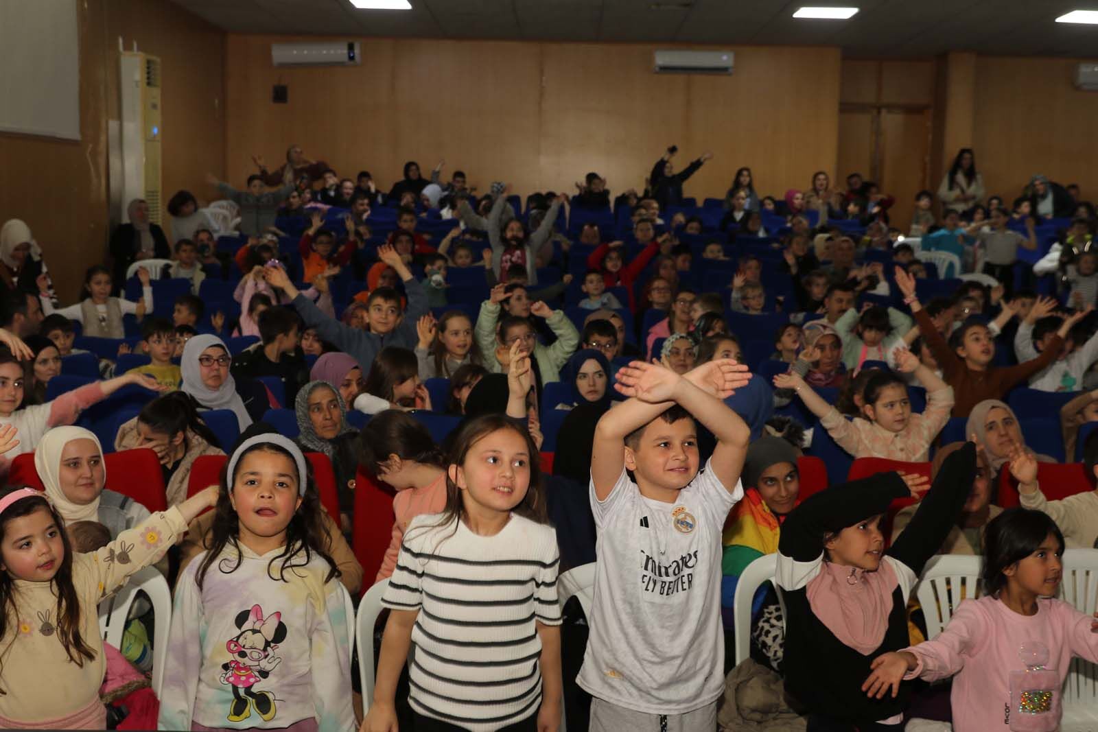 Bafra Belediyesi Çocuk Tiyatrosu Günleri Devam Ediyor (8)