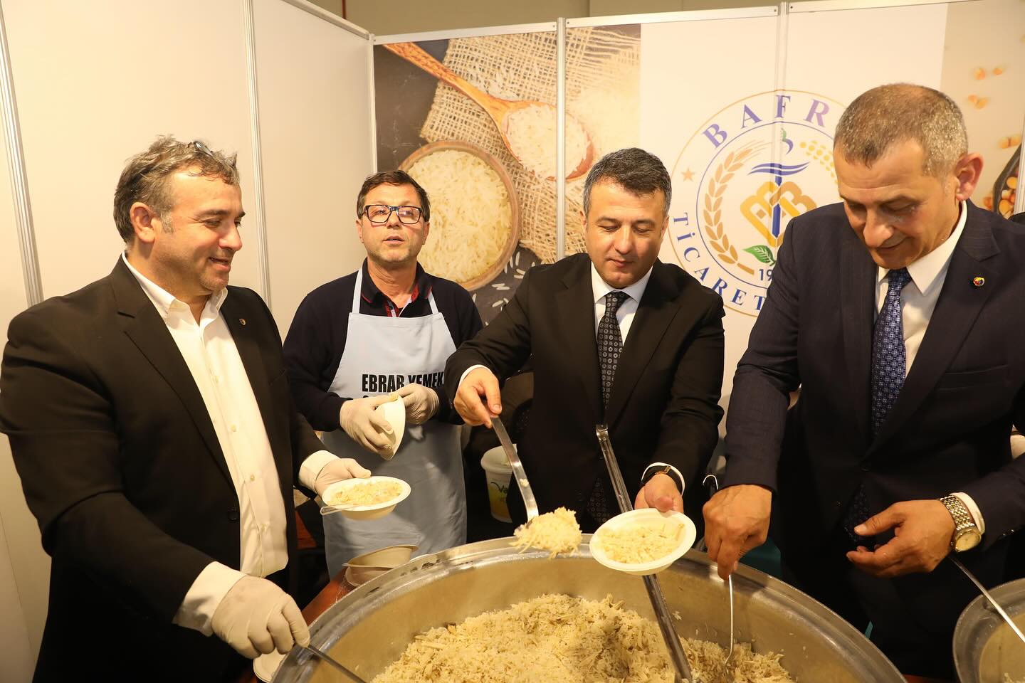 Bafra Ticaret Borsası Orta Karadeniz Kariyer Fuarı’nda Yerini Aldı (8)
