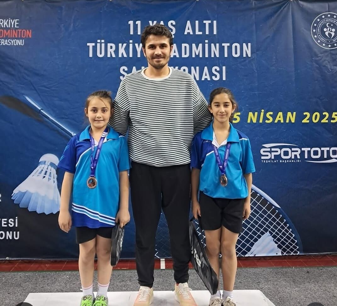 Bafra'nın Altın Kızları Asya Demirci Ve İkra Nur Yıldız Türkiye 3 (1)